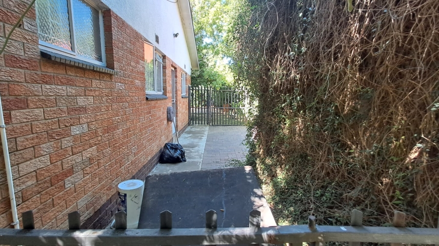 5 Bedroom Property for Sale in Parys Free State